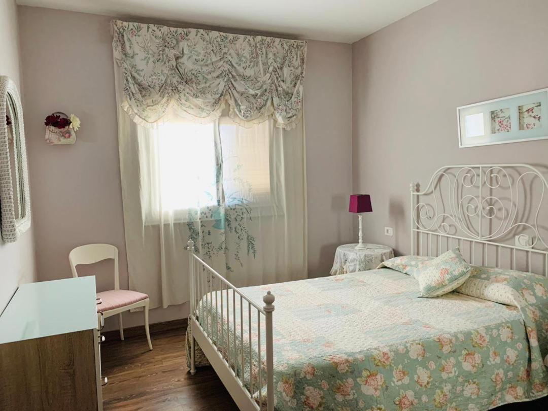 Vivienda Vacacional Tinizara Арона Екстериор снимка