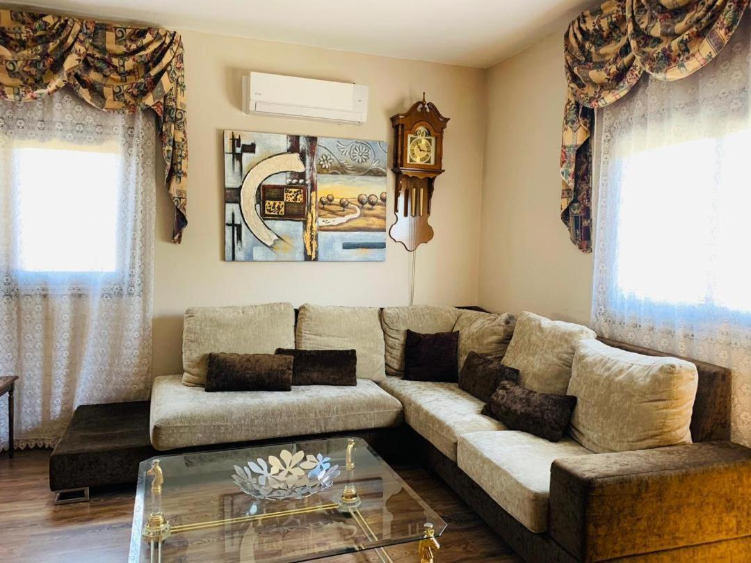 Vivienda Vacacional Tinizara Арона Екстериор снимка