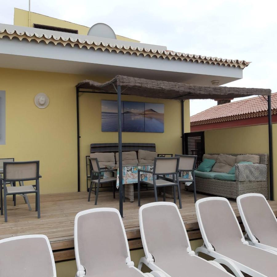 Vivienda Vacacional Tinizara Арона Екстериор снимка