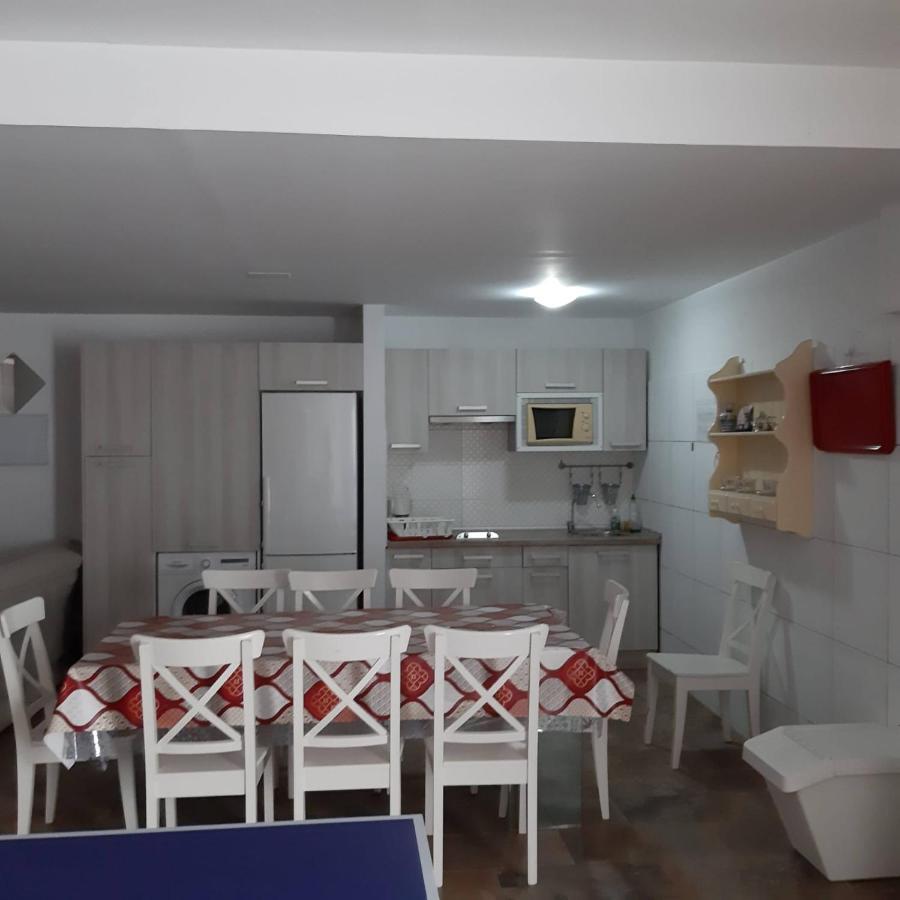 Vivienda Vacacional Tinizara Арона Екстериор снимка