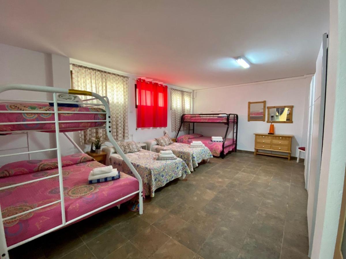 Vivienda Vacacional Tinizara Арона Екстериор снимка